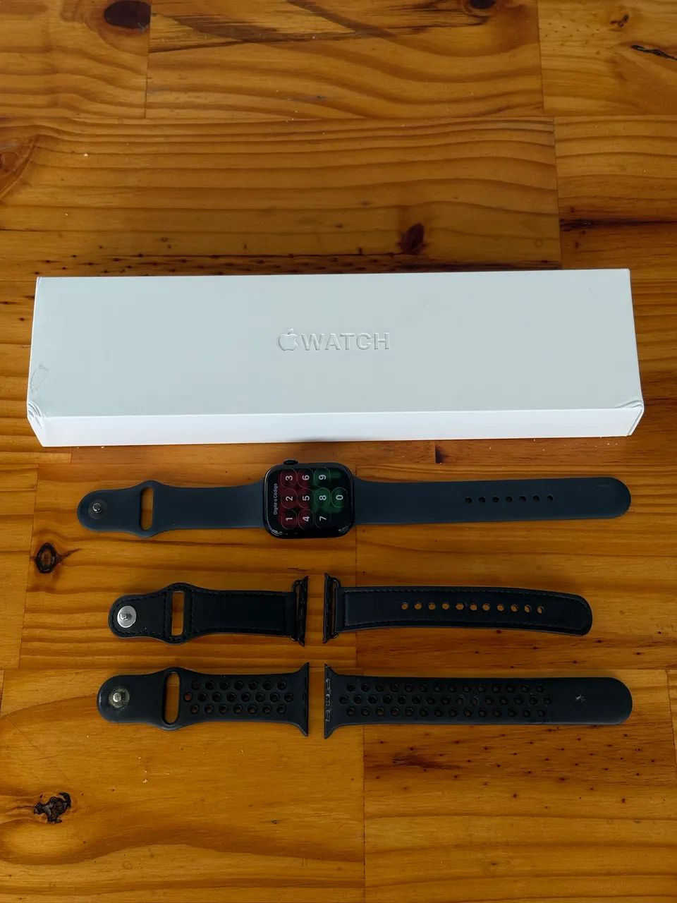 Apple Watch Series 7 45mm (Midnight) na Caixa + Pulseiras Extras - Foto 3