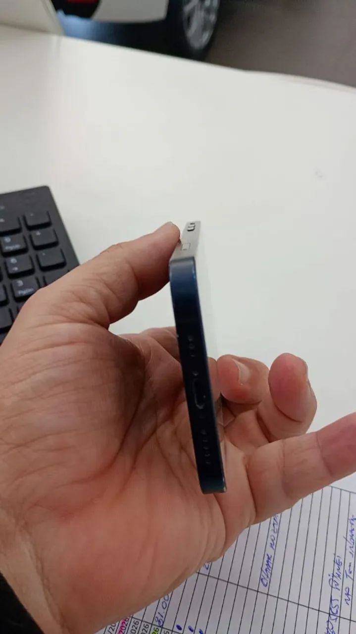 iPhone 12 à venda ?<br>