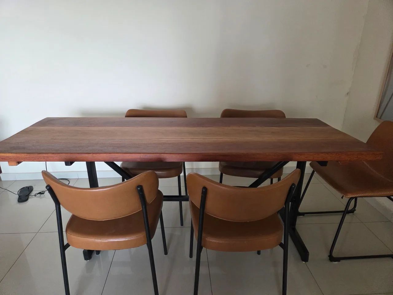 MESA DE MADEIRA MACIÇA  - Foto 3