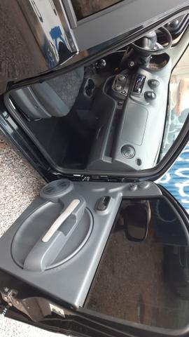 Vendo Fiat uno vivace 2011/11 ou troco mais volta - Foto 2