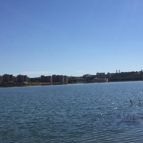 Chácara beira lago Caldas Novas