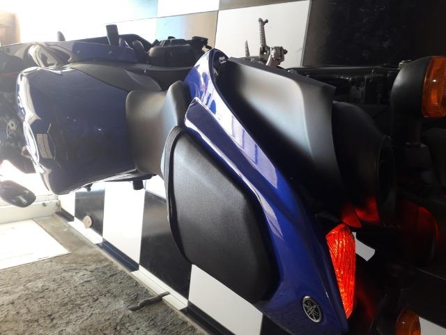 Yamaha r1 impecável 9800 km - Foto 4