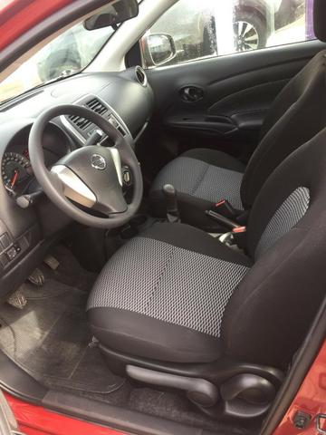 Nissan Versa - Foto 5