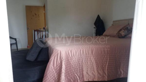 Casa sobrado com 5 quartos na Vila Santa Helena em Goiânia - Foto 7