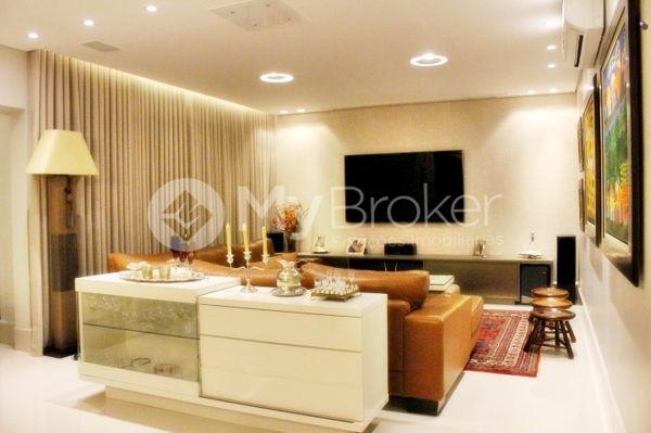 Apartamento no The Place com 5 quartos no Setor Bueno em Goiânia