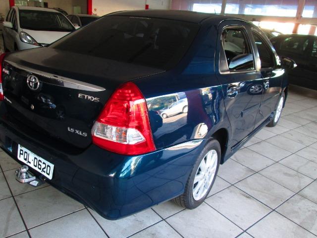 Toyota Etios sedan 1.5 xls automatc - Foto 8