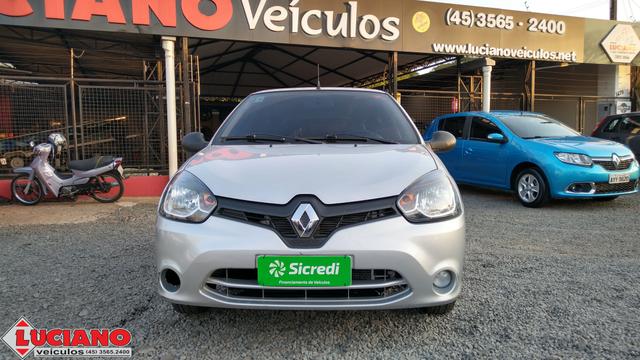 Clio - Foto 2