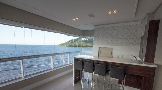 Apartamento Frente Mar Mobiliado e Decorado - Foto 7