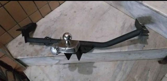 Troco em Violão Elétrico ou caixa ativa reboque super reforçado com a instalação elétrica