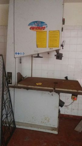 Serra fita industrial
