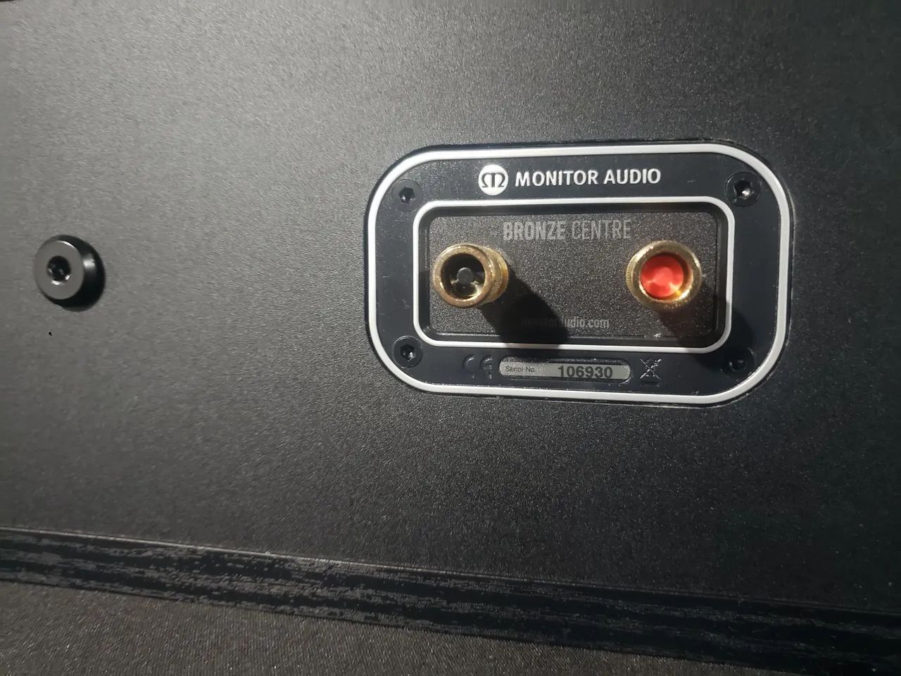 Caixa Monitor Audio Bronze center impecável  - Foto 2