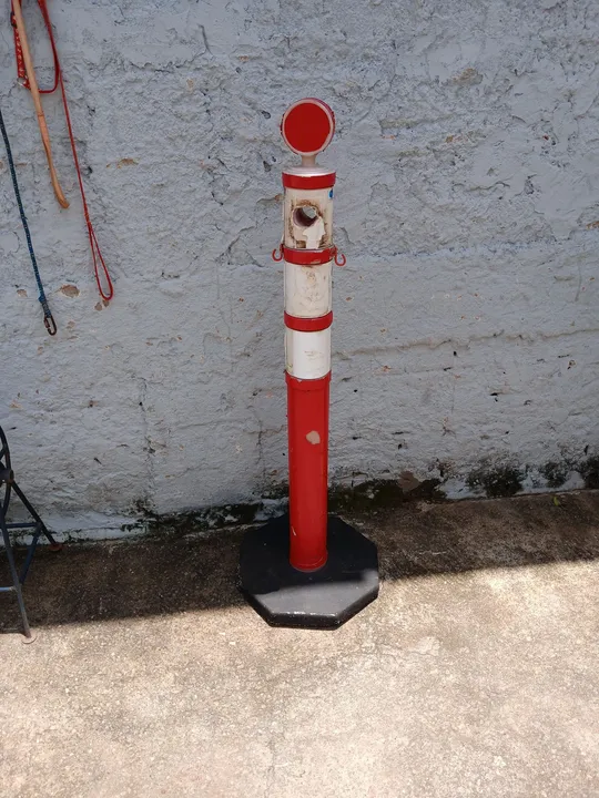 Vendo um balizador.