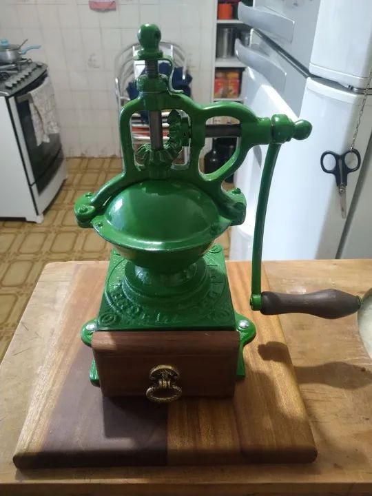 Antigo moedor de café Progresso - Foto 3