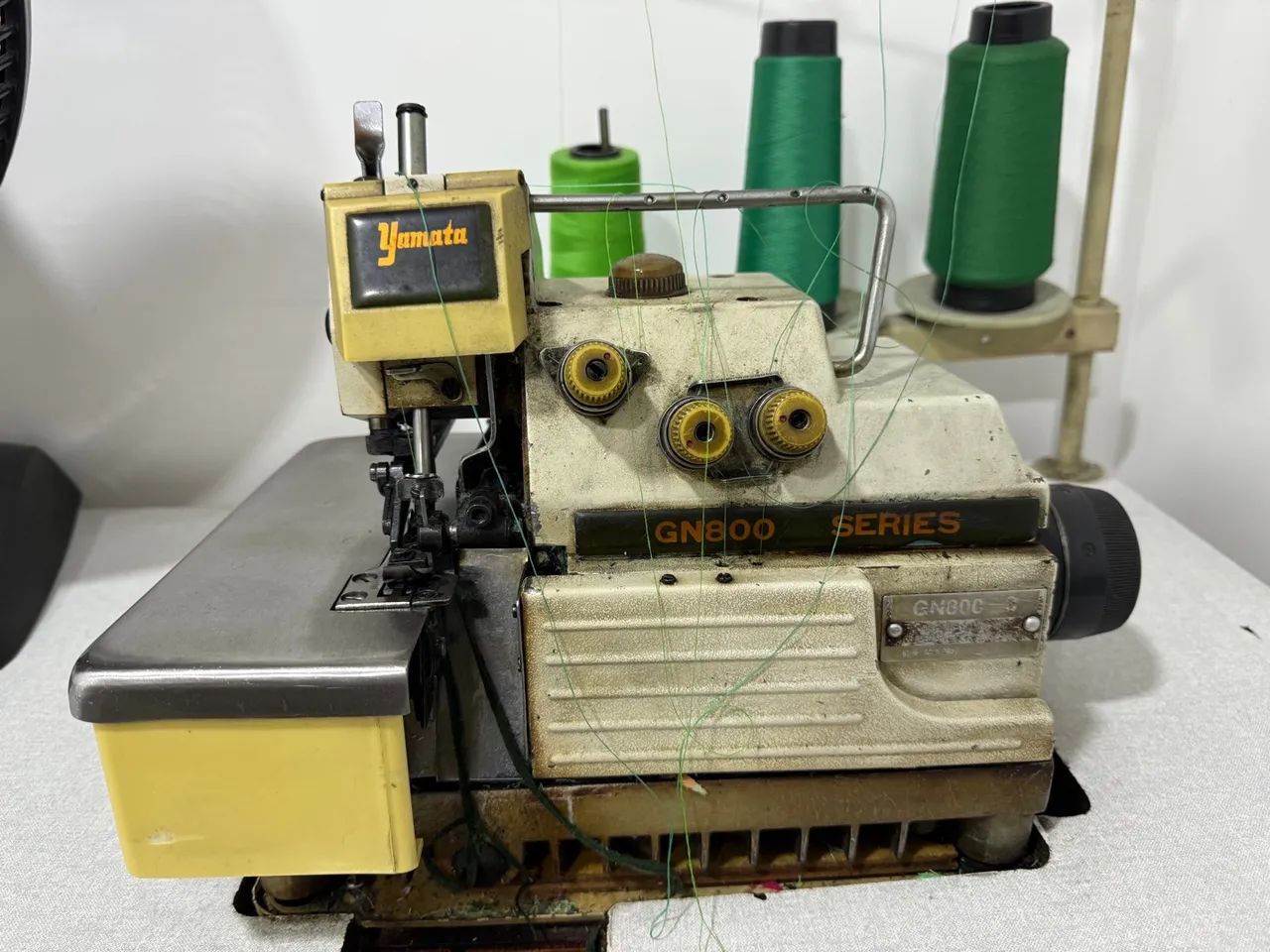 Overloque yamata gn800 séries