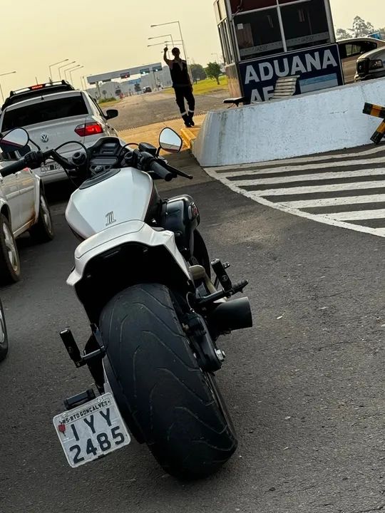 Harley Softail FXDR 2019 1868cc motor harley 114. Troco por Jetsky - Foto 6