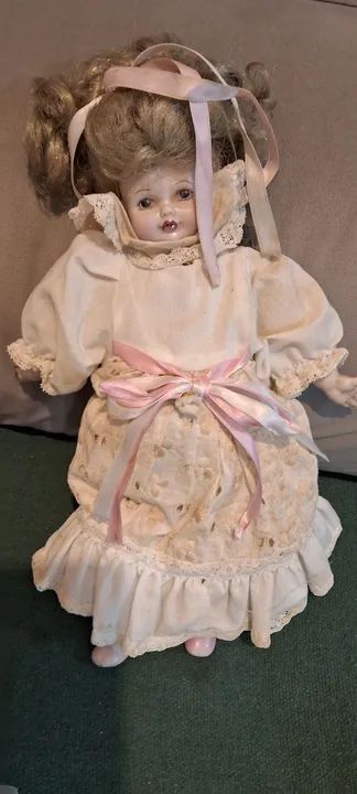 Bonecas antigas em porcelana - Foto 4