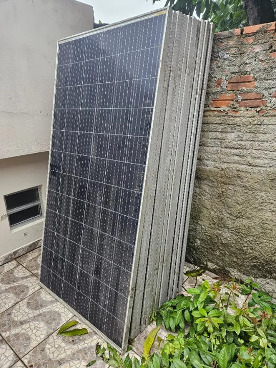 Placa usada de energia solar fotovoltaica de 380W