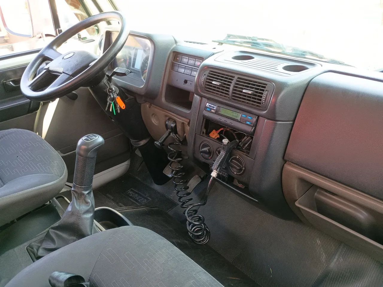 Caminhão pra transporte de bebidas 17 190 - Foto 13