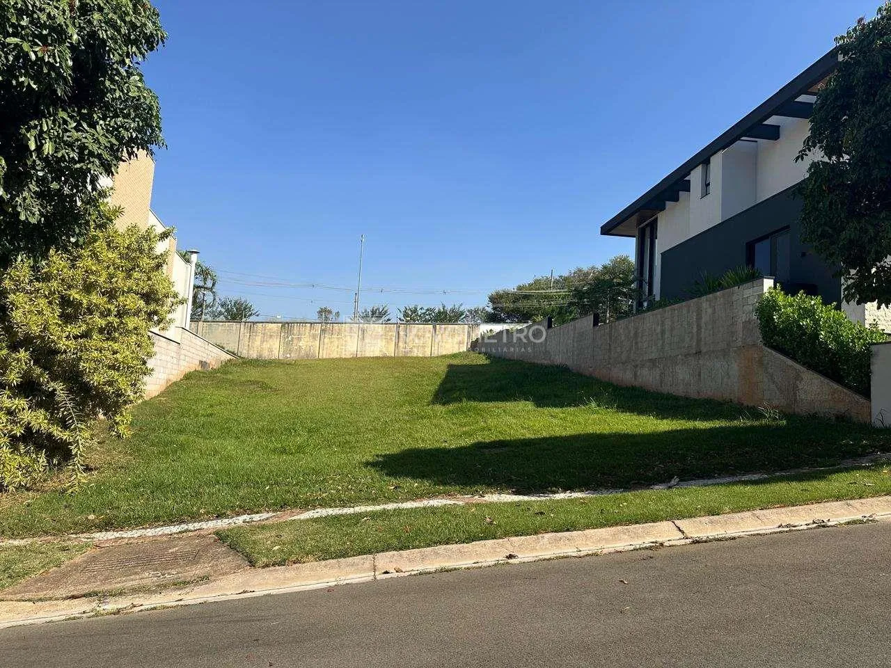 Terreno à Venda no Ville Sainte Hélène Campinas | 650m² em Condomínio Fechado