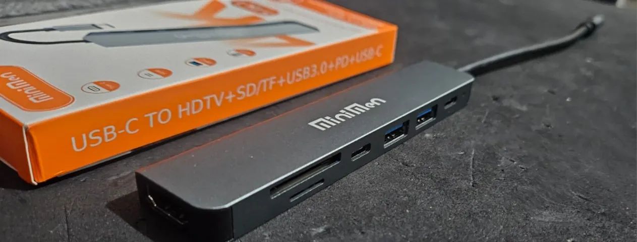 Hub USB C to HDMI, USB A e USB c MiniMan