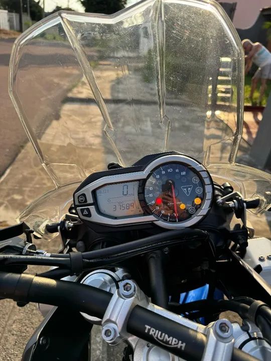 Triumph Tiger 800XRX - Foto 9