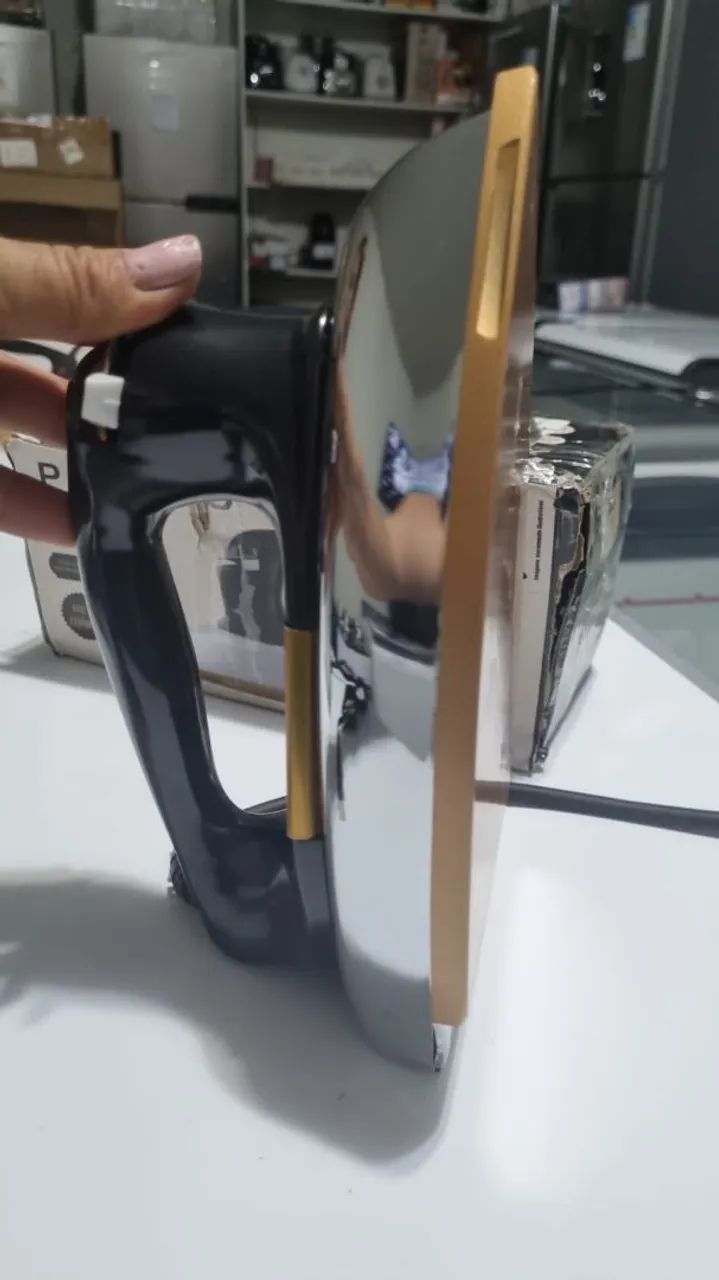 Ferro de Passar a vapor/ a seco leia descrição  - Foto 2