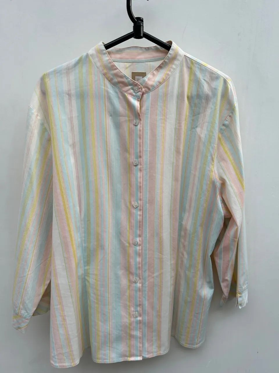 Camisa listrada tons pastel Fility