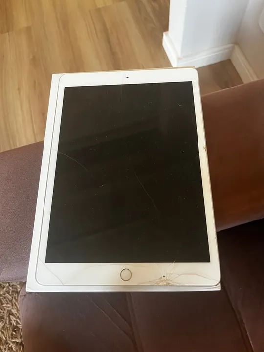 iPad 8 geração 32gb Cinza 