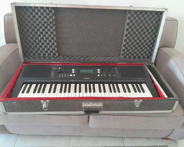 Teclado YAMAHA PSR E-373 Maleta para transportar - Foto 2