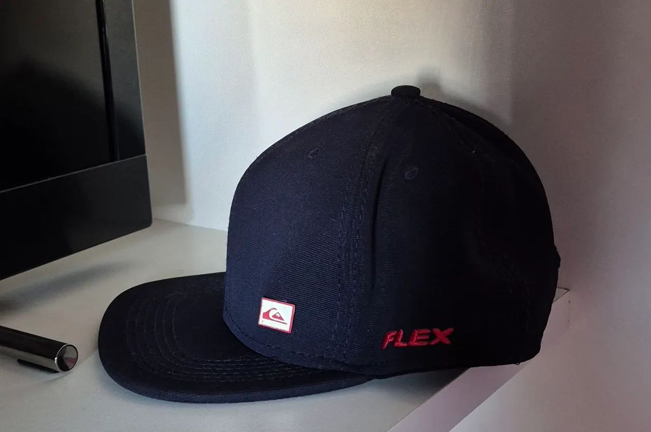 Boné Quiksilver Flex azul marinho