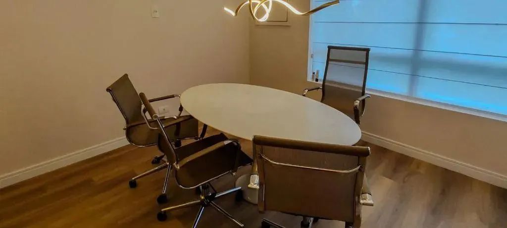 Sala à venda em Santana de Parnaíba, Alphaville, com 30 m² - Foto 4