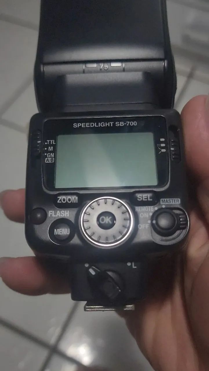 Flash Nikon SB-700 AG Speedlight - Foto 3