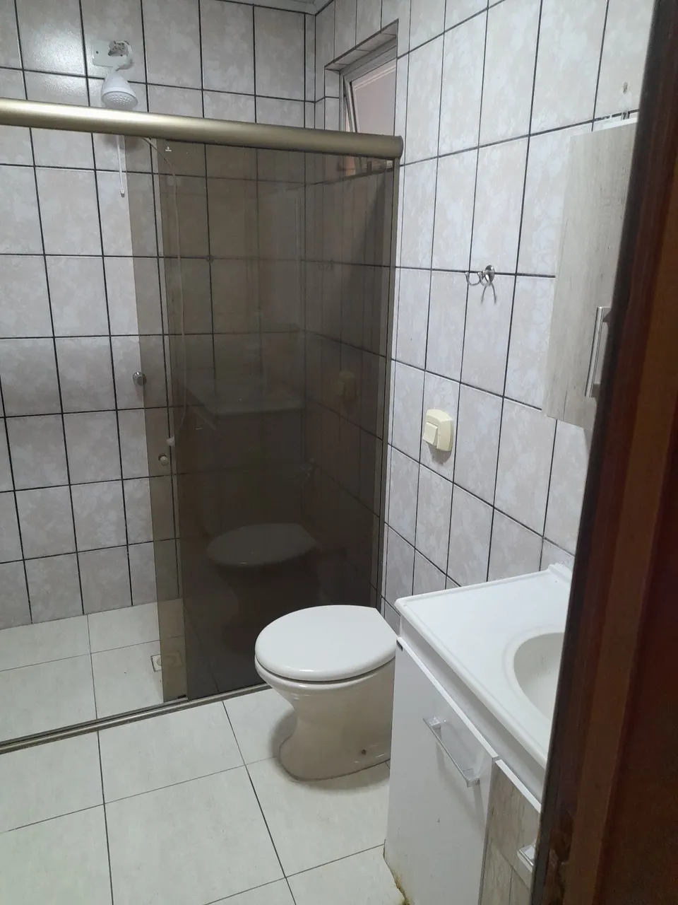 Alugo casa
