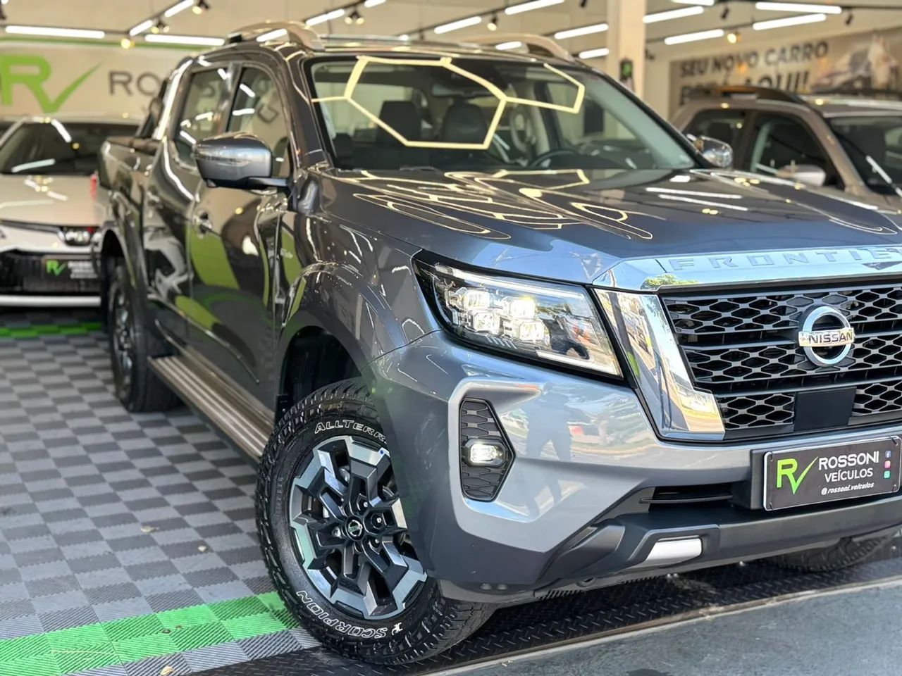 Nissan Frontier Platinum turbo diesel automática 4x4 - Foto 3