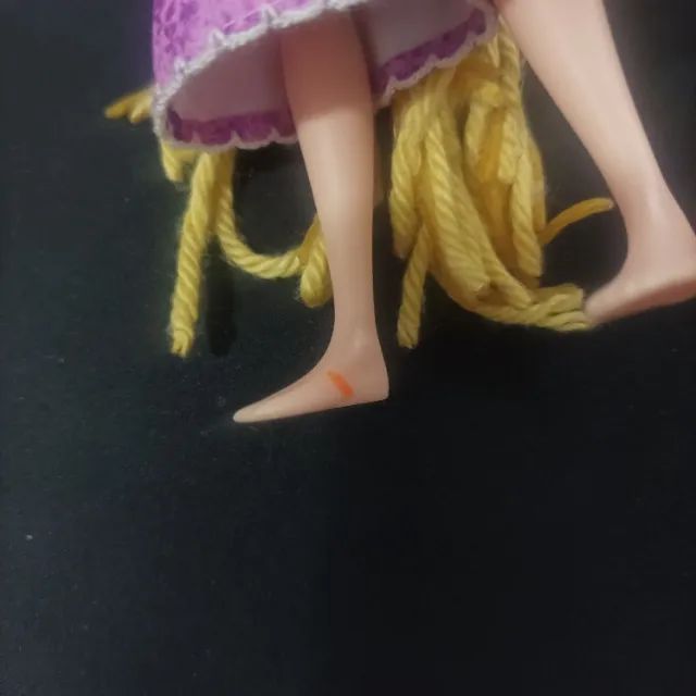 Boneca Princesa Disney Rapunzel Enrolados 2016 Hasbro - Foto 6