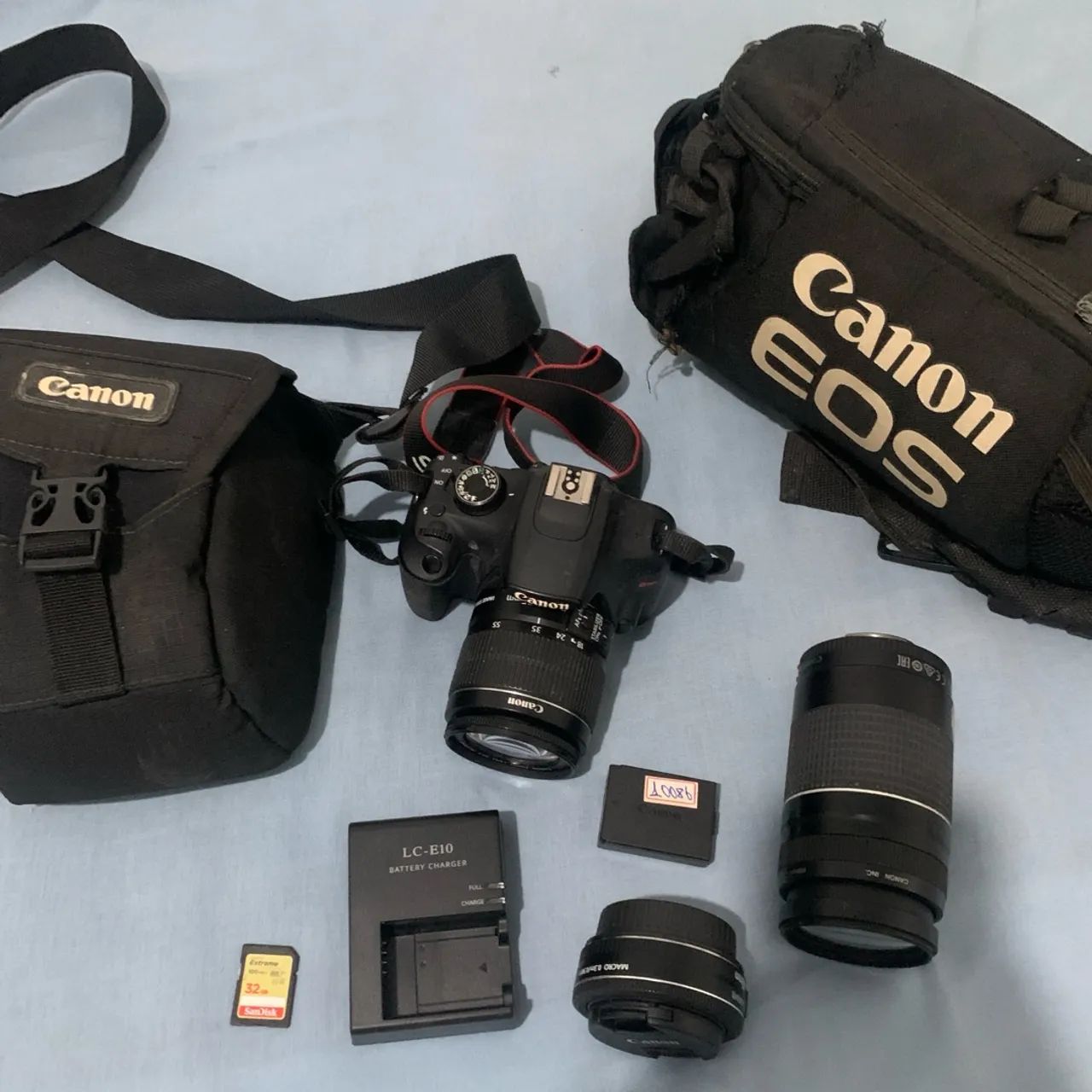Canon T5 (corpo) + 3 lentes + 2 bags + cartão de memória san disk OPORTUNIDADE ÚNICA - Foto 2