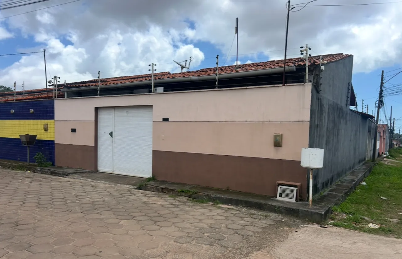 Vendo linda casa Alto do Turu I reformada de esquina nascente