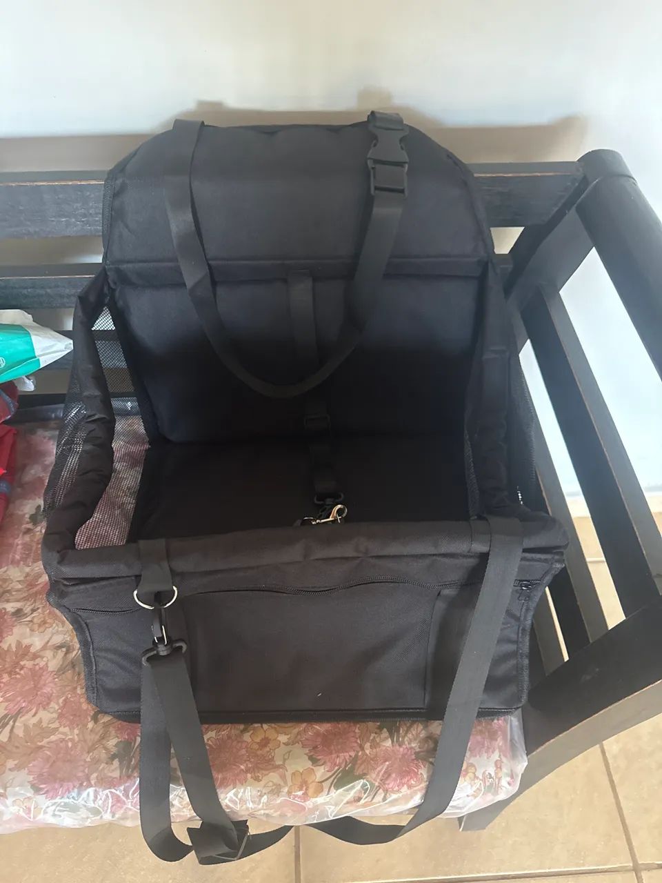 Cadeirinha de carro para pet