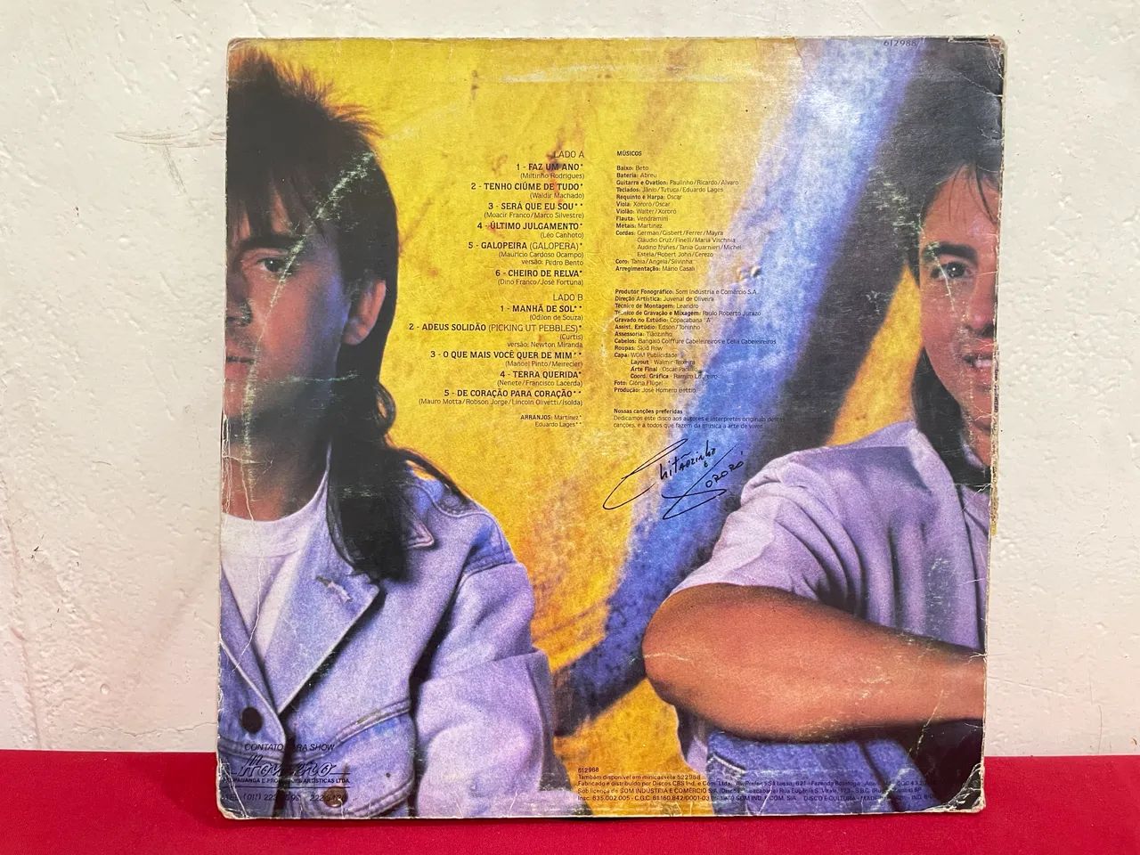 Disco de Vinil Chitãozinho e Xororó Nossas Canções Preferidas  - Foto 2