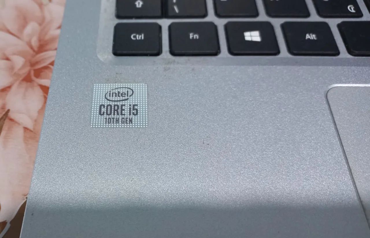 Notebook aspire5 core i5 décima g 20 RAM  - Foto 5
