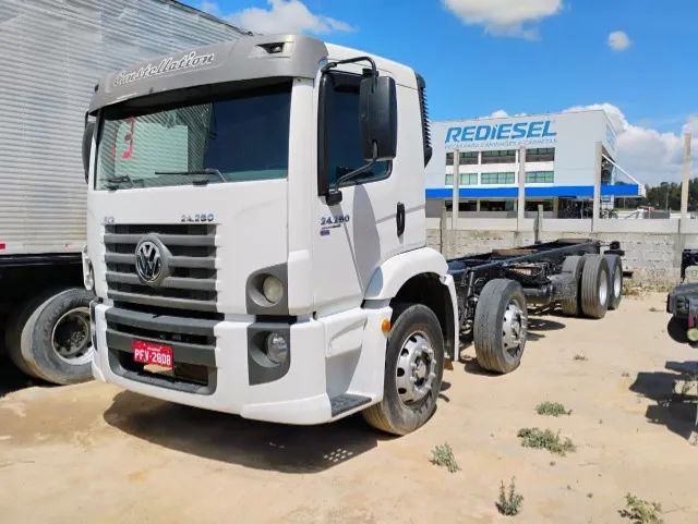 VW 24-280 ANO 2013 BITRUCK CHASSIS