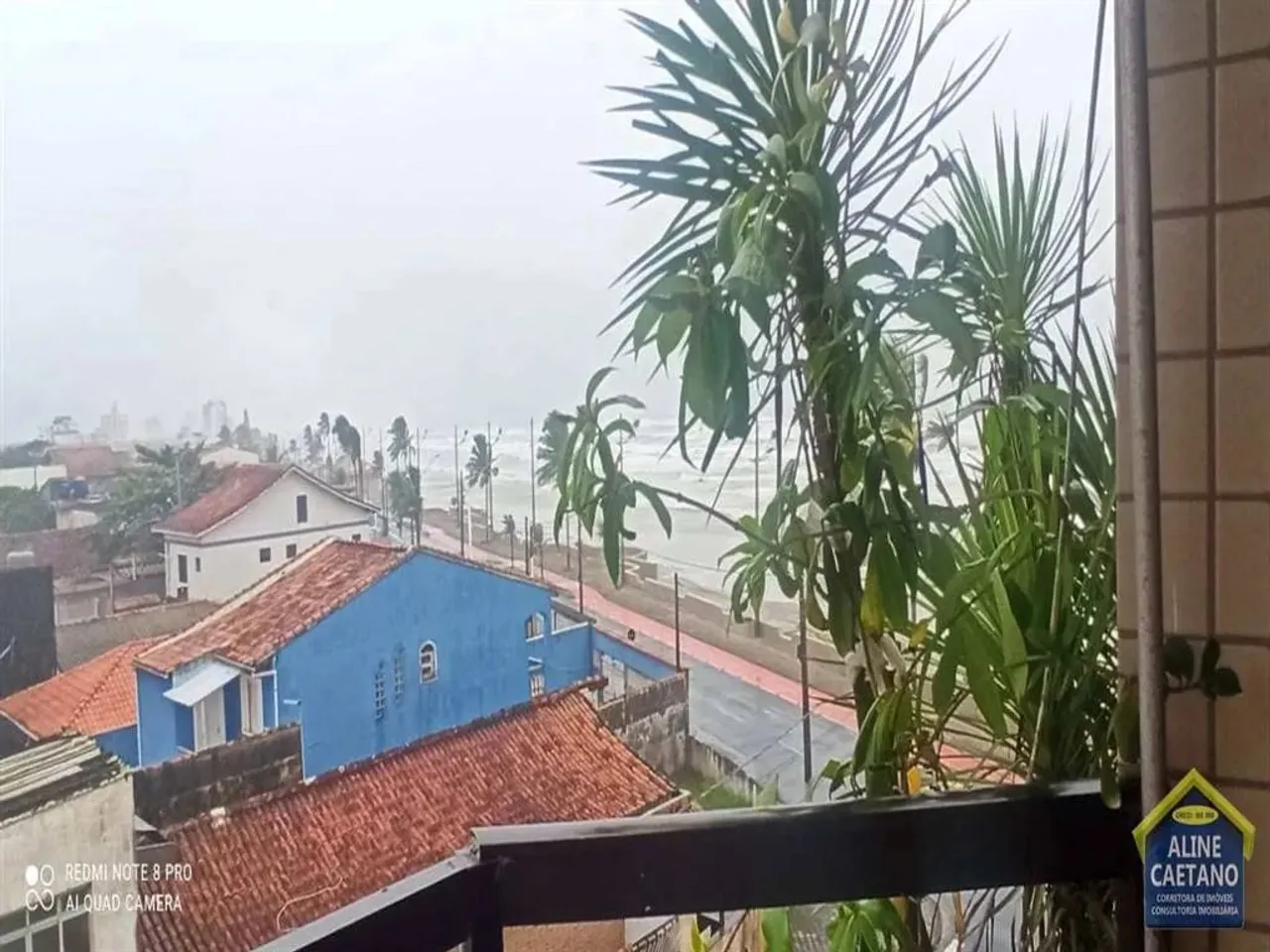 2 dorms, Mongaguá - TODAS AS SACADAS COM VISTA MAR!! - Cód: ACT2564