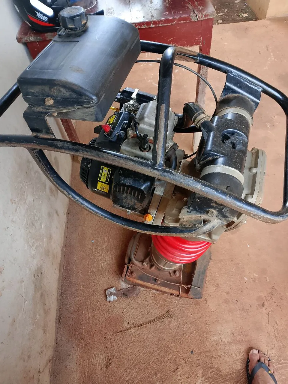 Compactador de solo