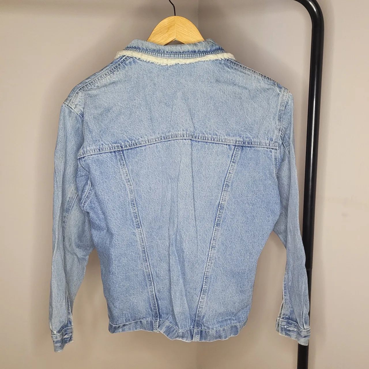 Jaqueta Jeans clara feminina Tamanho 16 - infantil juvenil - Foto 2
