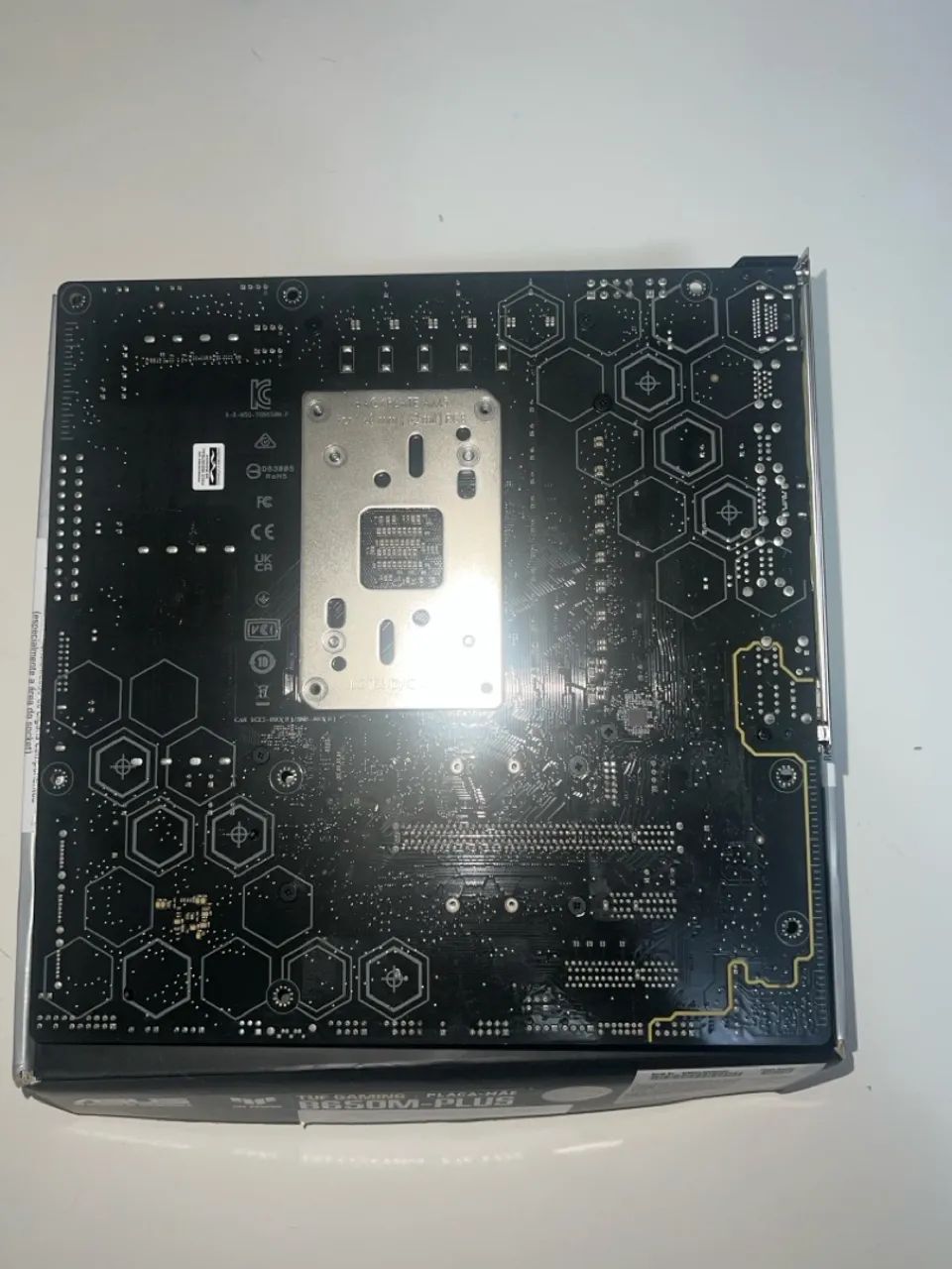 Placa-Mãe ASUS TUF GAMING B650M-PLUS - Foto 2