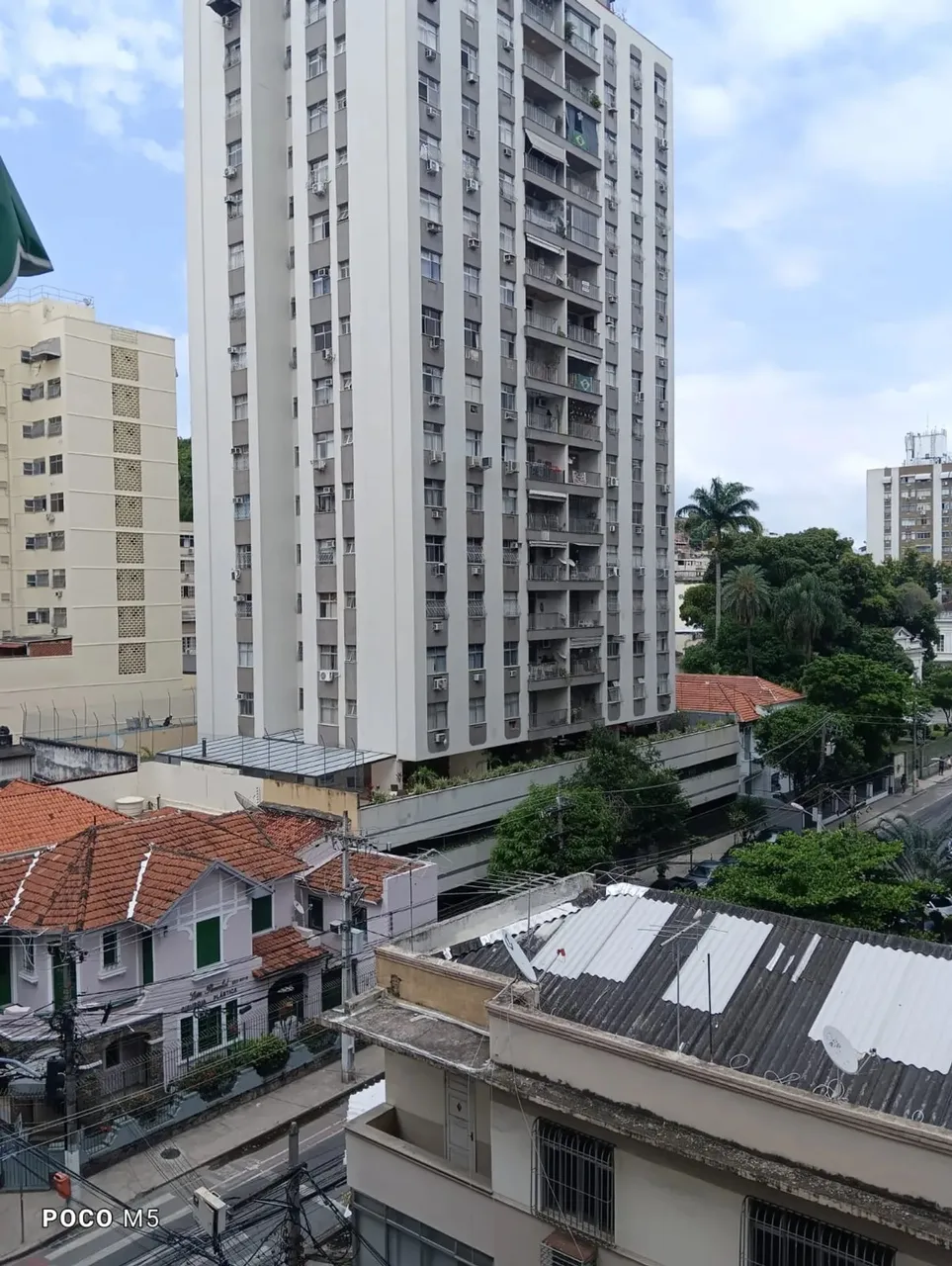 Niterói -Ingá - apt c 02 vazio frente c garagem