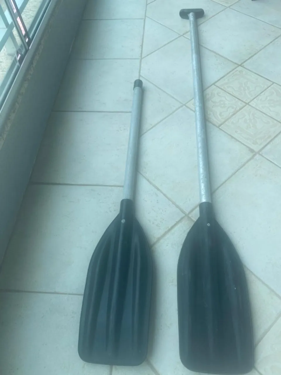 Remos com uma pá e cabo de alumínio
