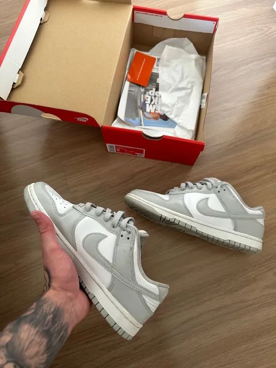 Tênis Nike Dunk Low Retro - Cinza
