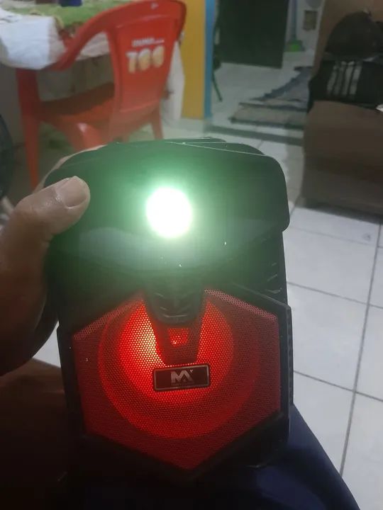 Caixa de Som Bluetooth com LED