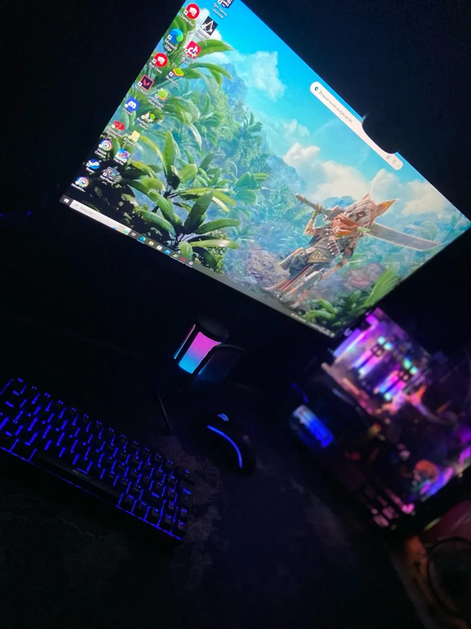 PC Gamer com iluminação customizada